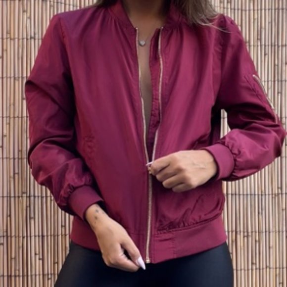 INSO - Maroon Bomber jacket - size Large - Picture 4 of 4